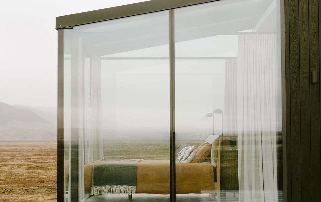 Rafter Seljalandsfoss Lilja